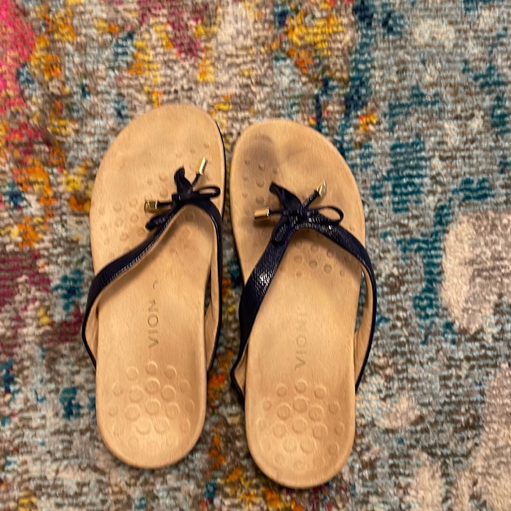 Vionic Dillon Sandal